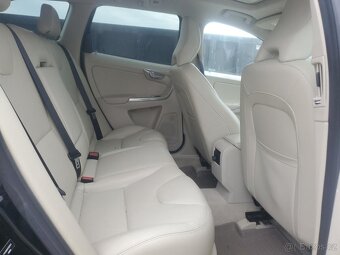 2015 VOLVO XC60 T5 PLATINUM 2.0 - 11