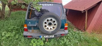 Land Rover - 11