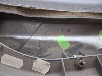 Přední panel interiéru vozu VW Phaeton - 11