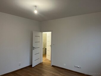 Prodej družstevního bytu 3+1 po kompletní rekonstrukci - 11