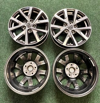 5x114,3 R16 Originál alu Mazda CX3 - 2019 - 11