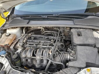 Ford focus kombi 2013 1.6 benzín - 11
