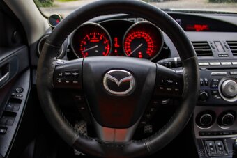 Mazda 3 2.3 MZR DISI MPS - 11