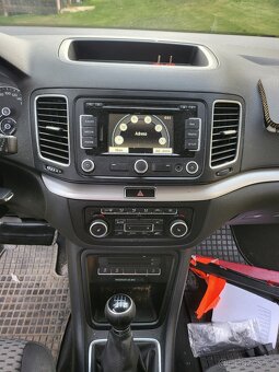 Volkswagen Sharan 2.0tdi - 11