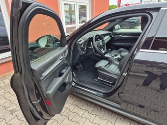 Alfa Romeo Stelvio Super Q4 206 kW (ODPOČET DPH) - 11