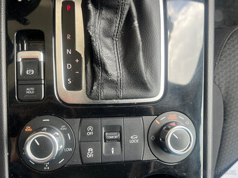 VW Touareg 3.0TDI DSG 4Motion 176kW vzduch - 11