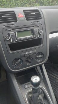 Volkswagen Golf V, 1.4, 59kW, 2008, 113tis km - 11