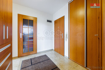 Prodej bytu 4+kk s garáží, 70 m², Karlovy Vary, ul. Husova - 11
