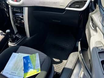 Peugeot 207 SW 1.4i, r.2009, 1.maj., serviska, STK - 11