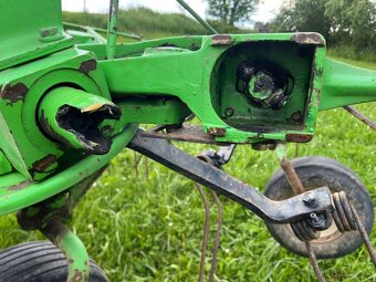 Obraceč sena Deutz Fahr KH400 -rozsah 4 metry- - 11