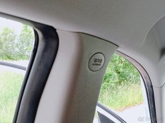 Prodám Kia ceed combi 1,6  92 kW - 11
