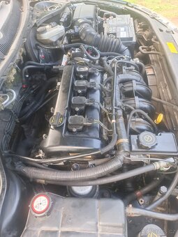 Ford Mondeo mk3 1.8 sci 96kw rok 03 díly - 11