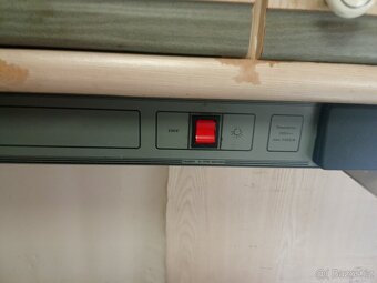 Karavan   s doklady ČR, koupelna, tk 2027 - 11