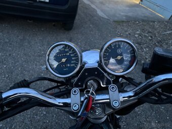Yamaha XJ 600N - 11