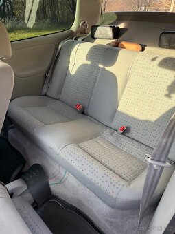 Volkswagen Polo 1.4 44kw - 11