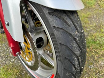 Kawasaki ER6n - 11