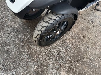 Piaggio mp3 300LT Bílá Cz doklady v ceně - 11