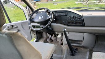 Vw LT 35 2.5 tdi rok 2005 dovoz naj 130 tis km - 11