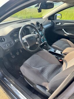 Ford Mondeo mk4 - 11