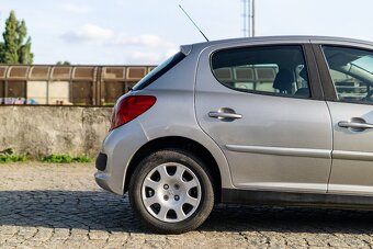 Peugeot 207 1.4 Benzín - 11