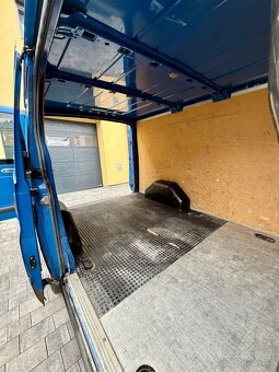 FORD TRANSIT 260S 2.2TDCI ČR 1MAJITEL NOVÁ STK+ VELKÝ SERVIS - 11