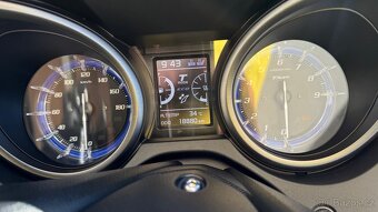 Yamaha TMAX 560 Tech Max (2020) – 19 000 km – TOP STAV - 11