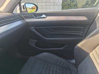 Volkswagen Passat 2.0 TDI 110 kW R line Virtual cocpit - 11