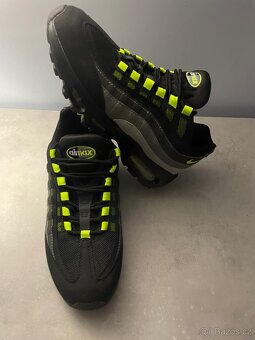 Nike Air Max 95 - 11