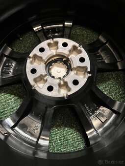 2Ks. Alu Dodge RAM 1500 5.Gen - Black - 11
