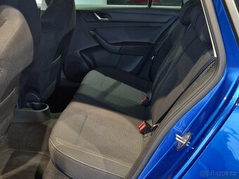 Škoda Rapid Spaceback 1.2TSI 63KW Style Plus Xenon Tažné - 11