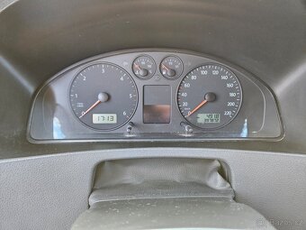 Volkswagen T5 - 11