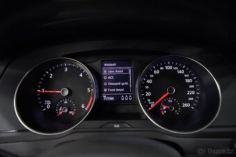 VW Passat B8 Variant 2.0TDI 110kW DSG ACC - Zálohováno - 11