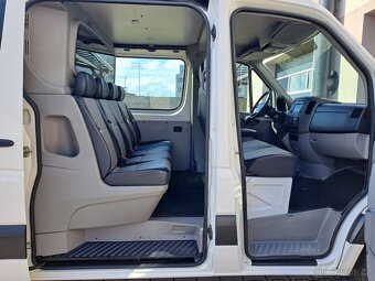 Volkswagen Crafter 2.0 TDI, 7 míst - 11