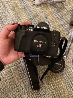Digitální bezzrcadlovka Olympus OM-D E-M10 Mark IV - 11