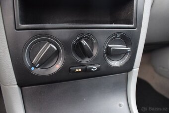 Škoda Octavia 1,6 i PO STK,PO SERVISU,1.MAJ. - 11