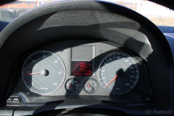 Volkswagen Golf 1,9TDi 77KW, STK 2/2027,DIG.KLIMA, r.v. 2008 - 11
