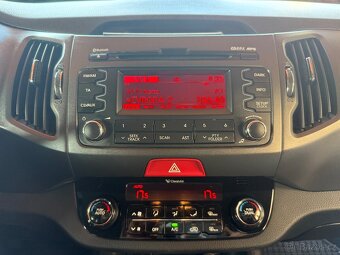 KIA SPORTAGE 2.0i 120KW 4X4 LPG, 2011, TAZNE, SERVISKA. - 11