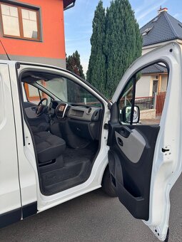 Renault Trafic 2019 - 11