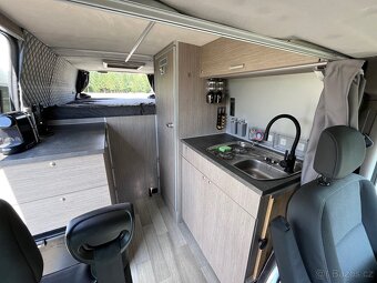 Obytný automobil, obytná dodávka Opel Movano 2.8 Dti - 11