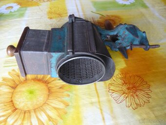 váhy mlýnek kráječ závaží - 11