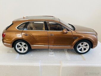 PRODÁNO Bentley Bentayga Kyosho 1:18 - 11