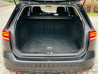 Volkswagen Passat 2.0TDI 110KW MANUÁL VÝHŘEV SENZORY SERVISK - 11