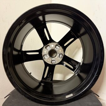 AUDI RS TT / TTS 5x112 R19 ET52 (9.0Jx19) 57,1mm - 11