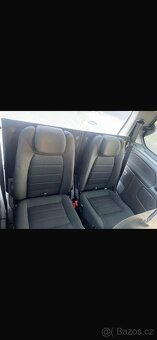 Ford Galaxy 2.0 TDCI 7 míst - 11