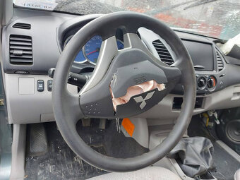 Mitsubishi L200 2,5DID 100kw kód motora: 4D56 - 11