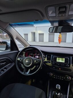 Kia Carens, 1.7crdi. 7-mist. Manual - 11