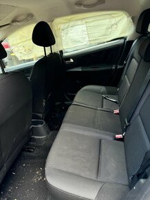 PEUGEOT 207 1.4i-54Kw-2010 Havarováno - 11