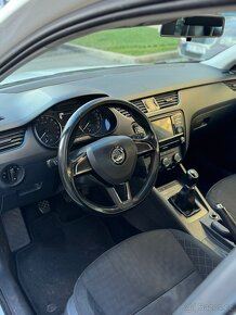 Škoda octavia III-3 r.v 2017 - 11