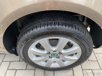 Škoda Roomster, 1.2 TSI 63kW-ČR-KLIMA-PDC-ALU - 11