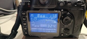 Nikon D700 full frame + objektiv 50mm + příslušenství - 11